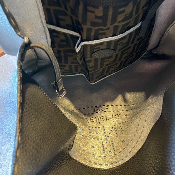 Fendi Selleria Large Gray Hobo - Picture 6 of 14